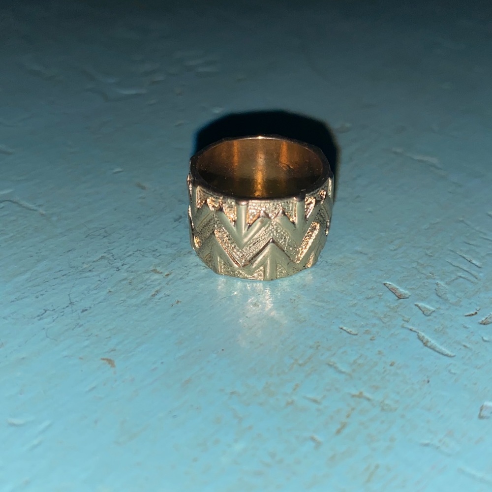 Gold ring